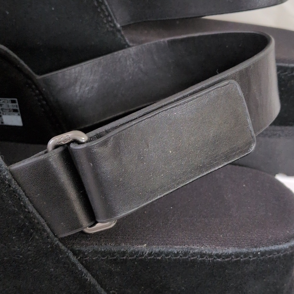 UGG Women's Goldenstar Platform Slingback Black Sandals...Size 12 - Picture 6 of 7